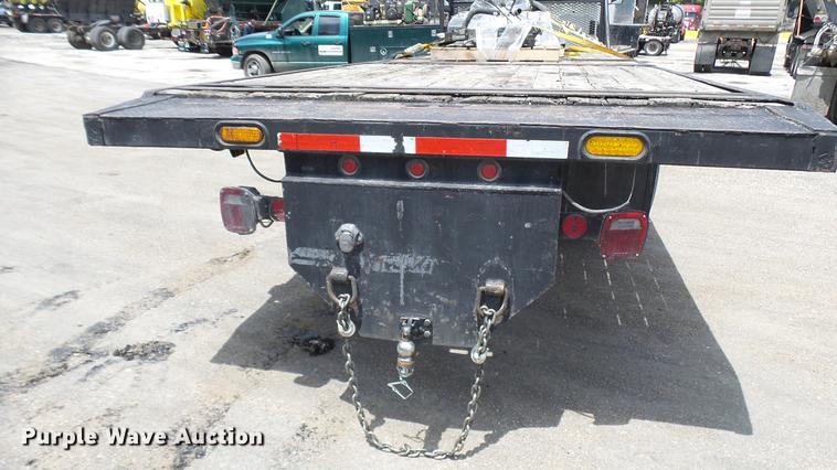 image for item DP9512 2007 Hino 338 flatbed truck
