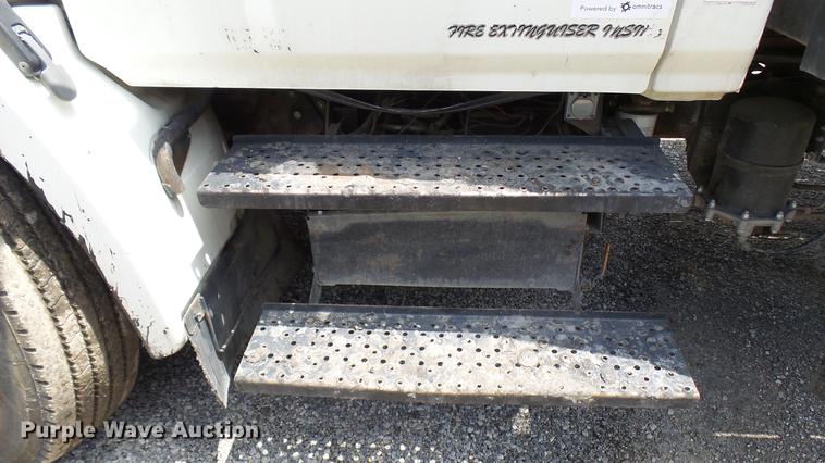 image for item DP9512 2007 Hino 338 flatbed truck