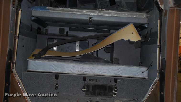 image for item DP9515 Mack sleeper