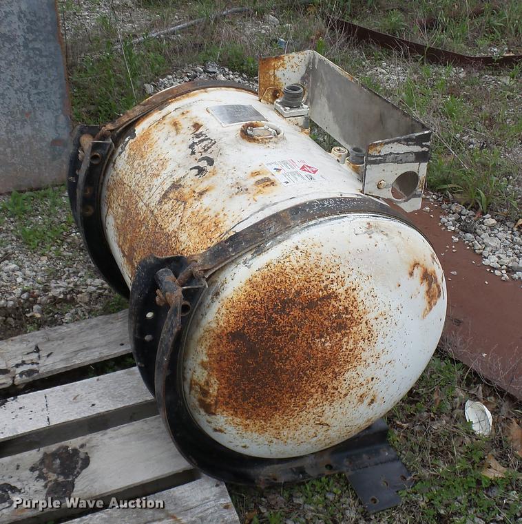 image for item DP9519 (2) propane tanks