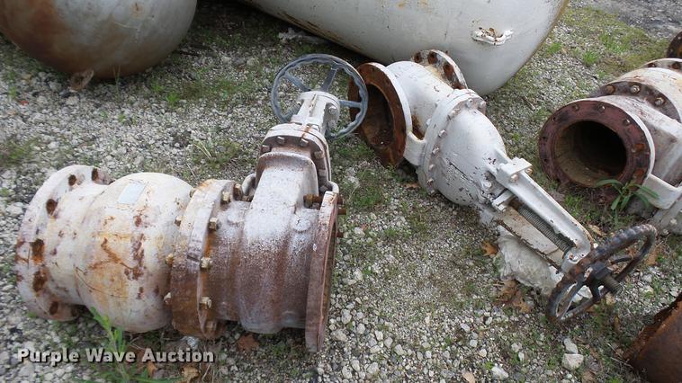 image for item DP9521 (17) gate water valves