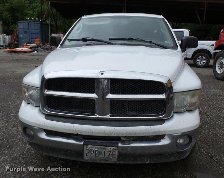 image for item DP9525 2004 Dodge Ram 1500 Quad Cab pickup truck