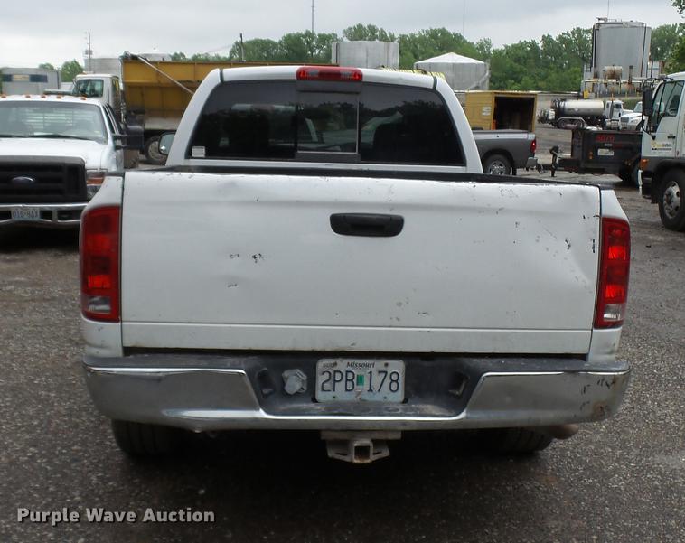 image for item DP9525 2004 Dodge Ram 1500 Quad Cab pickup truck