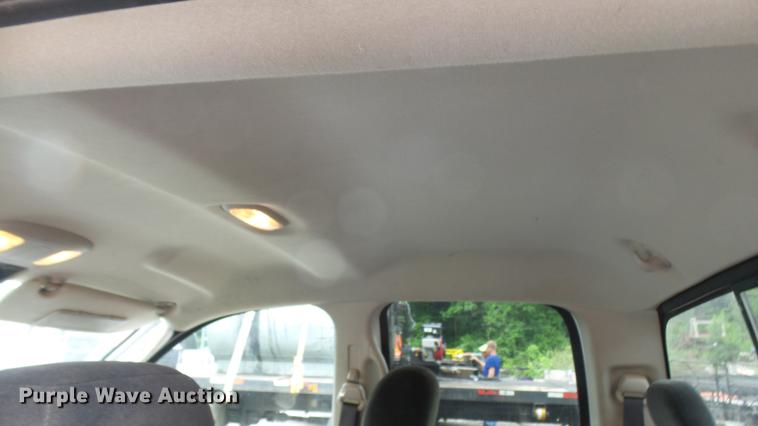 image for item DP9525 2004 Dodge Ram 1500 Quad Cab pickup truck