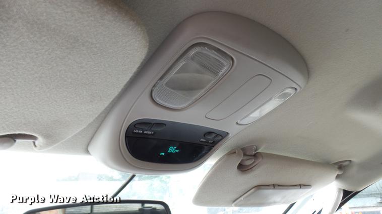 image for item DP9525 2004 Dodge Ram 1500 Quad Cab pickup truck