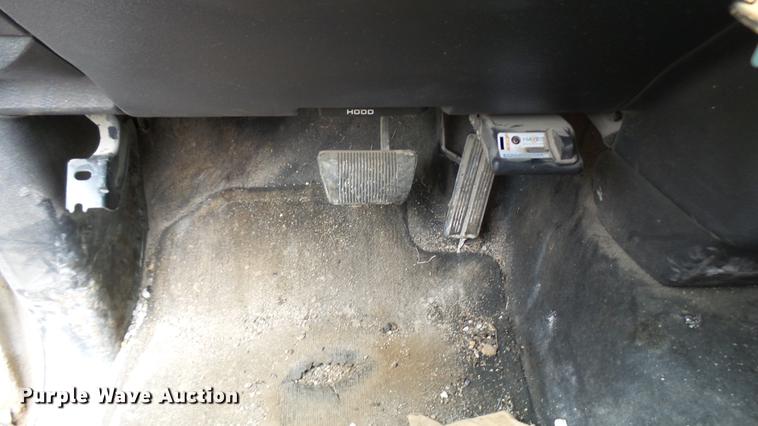 image for item DP9525 2004 Dodge Ram 1500 Quad Cab pickup truck