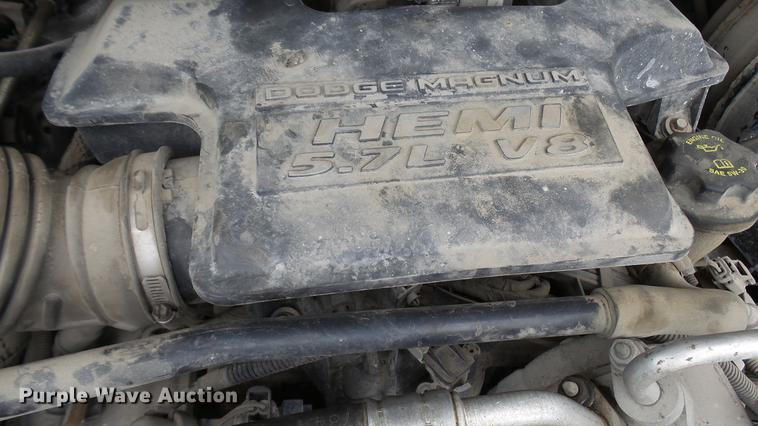 image for item DP9525 2004 Dodge Ram 1500 Quad Cab pickup truck