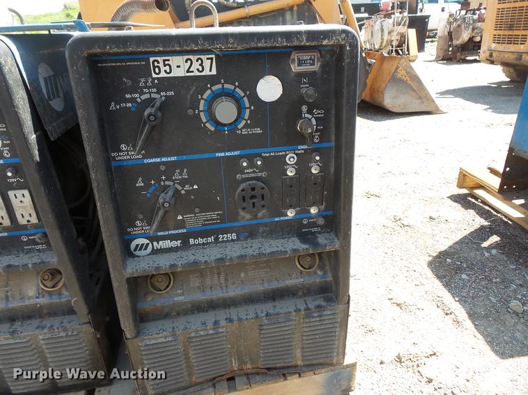 image for item DV9297 (2) Bobcat 225 AC/DC welders