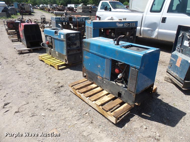 image for item DV9298 (2) Bobcat 225 welders