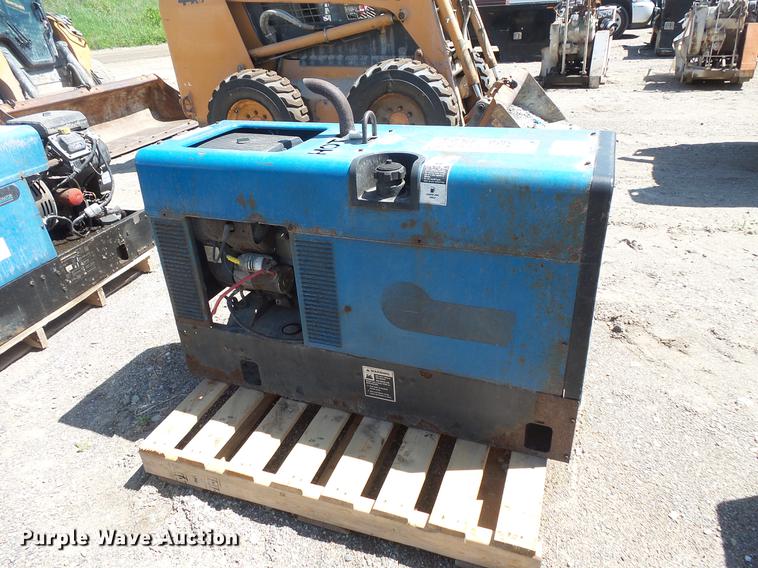 image for item DV9298 (2) Bobcat 225 welders