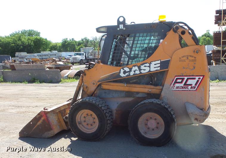 image for item DV9303 2009 Case 445 skid steer