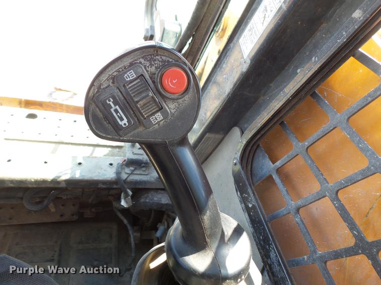 image for item DV9303 2009 Case 445 skid steer