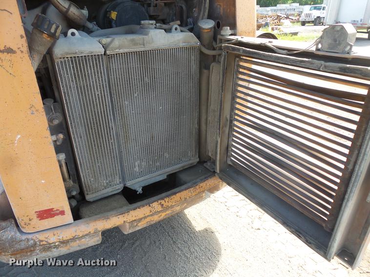 image for item DV9303 2009 Case 445 skid steer