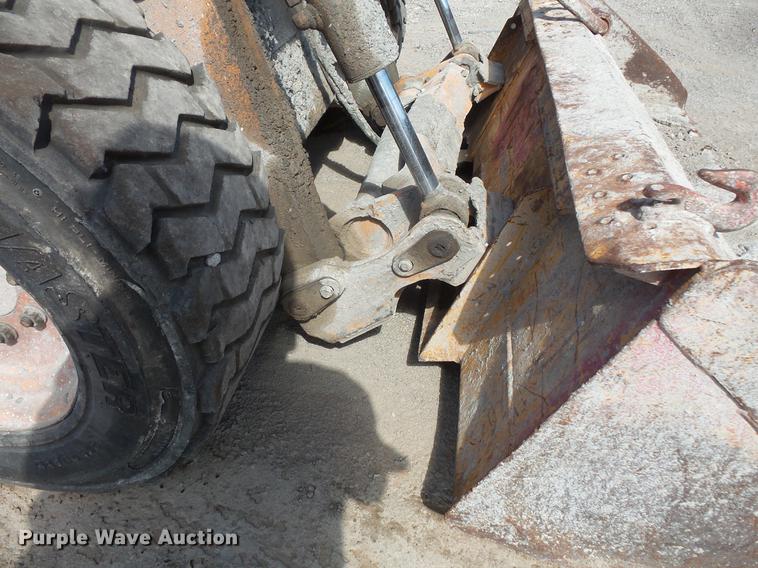 image for item DV9303 2009 Case 445 skid steer