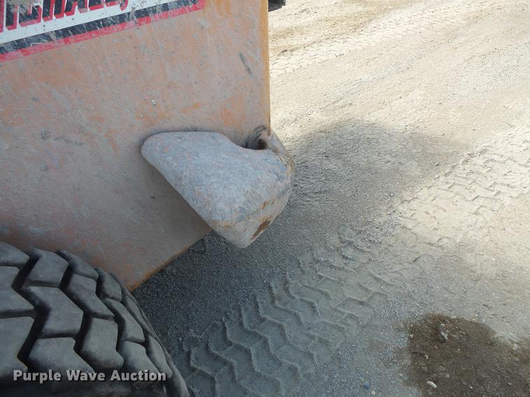 image for item DV9303 2009 Case 445 skid steer