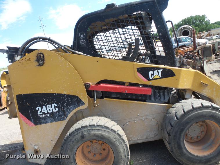 image for item DV9304 2008 Caterpillar 246C skid steer