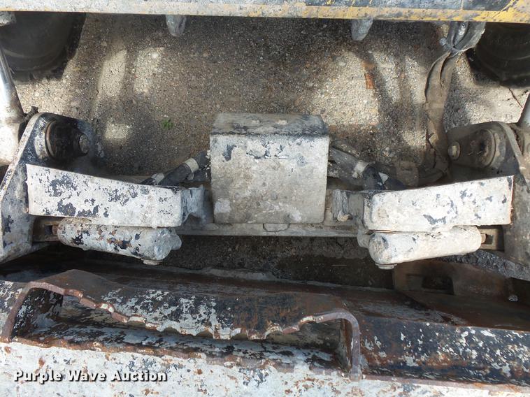 image for item DV9304 2008 Caterpillar 246C skid steer