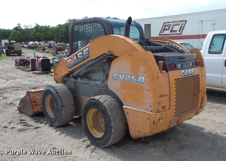 image for item DV9305 2012 Case SV250 skid steer