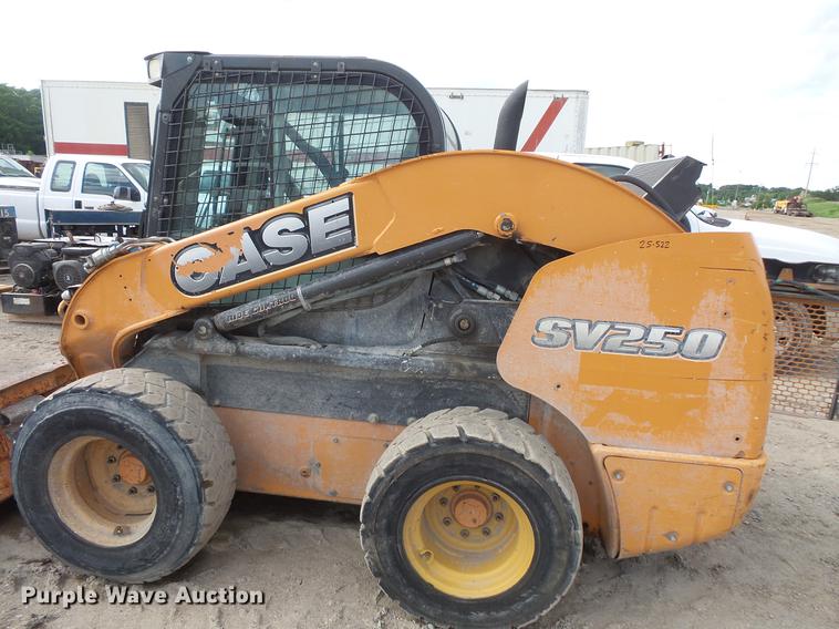 image for item DV9305 2012 Case SV250 skid steer