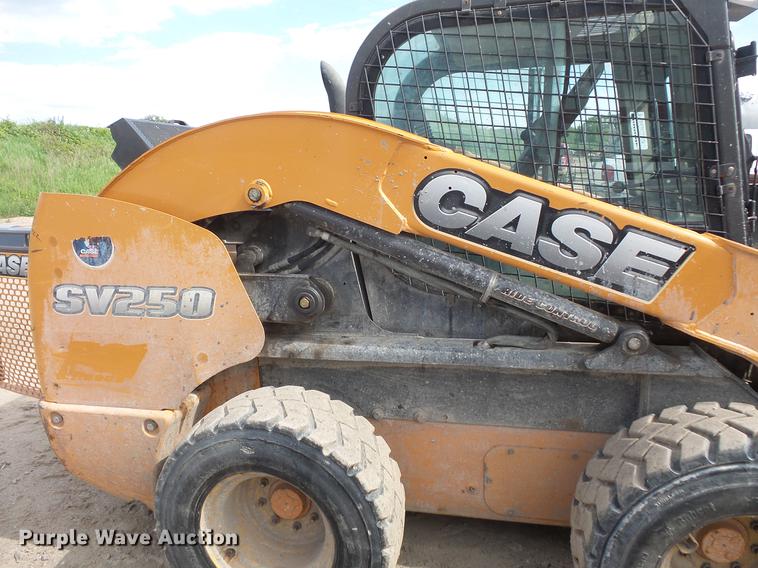 image for item DV9305 2012 Case SV250 skid steer