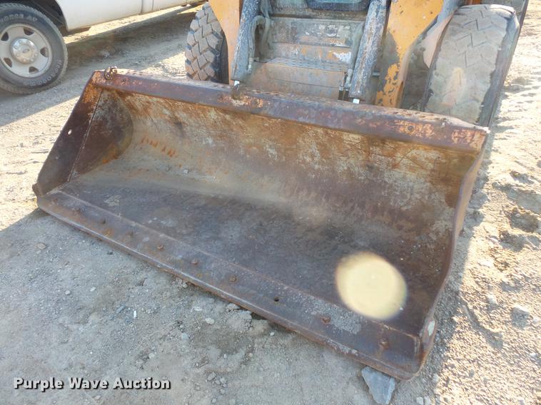 image for item DV9305 2012 Case SV250 skid steer
