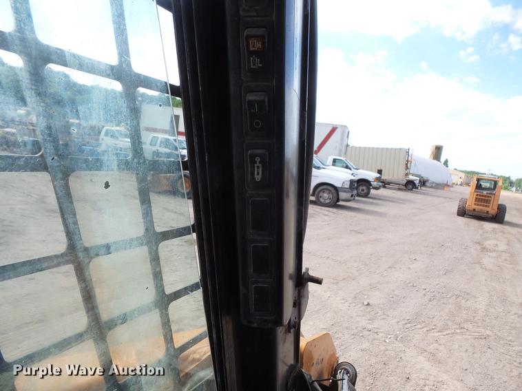 image for item DV9306 2008 Case 430 skid steer