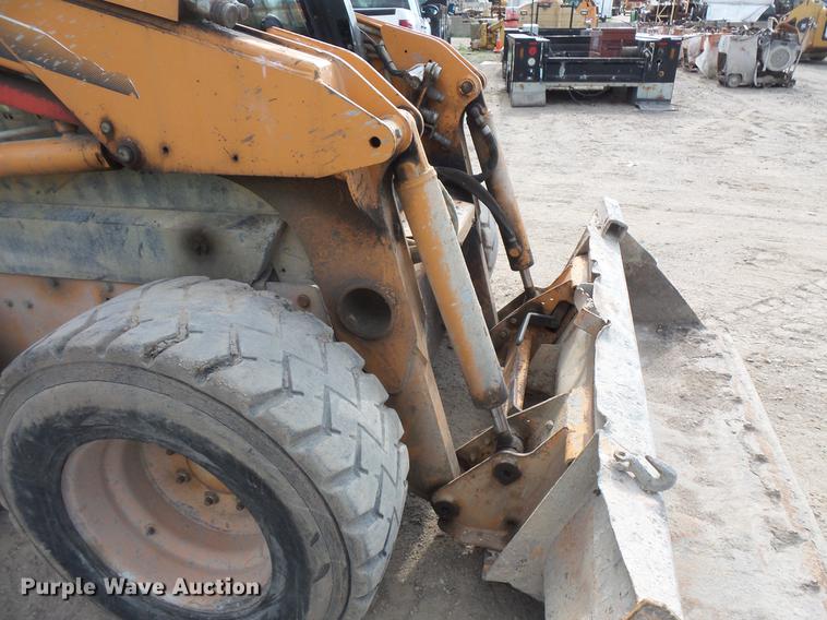image for item DV9306 2008 Case 430 skid steer
