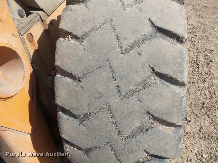 image for item DV9306 2008 Case 430 skid steer