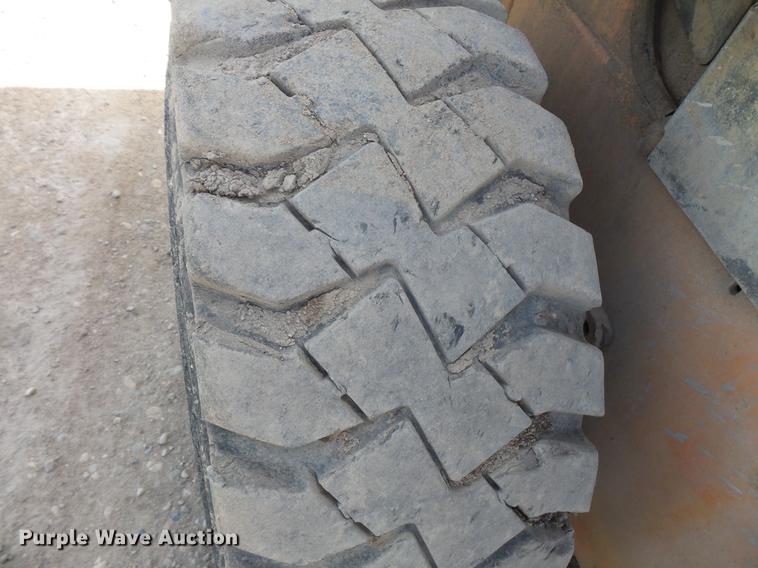 image for item DV9306 2008 Case 430 skid steer