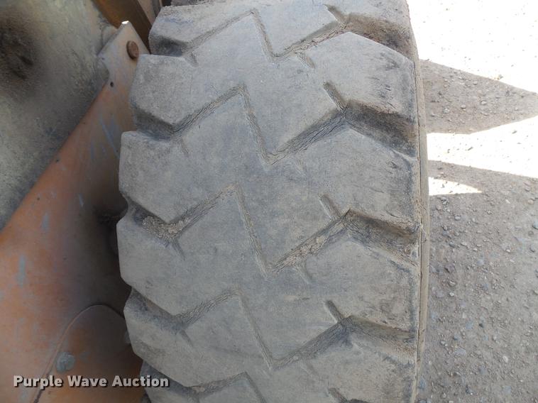 image for item DV9306 2008 Case 430 skid steer