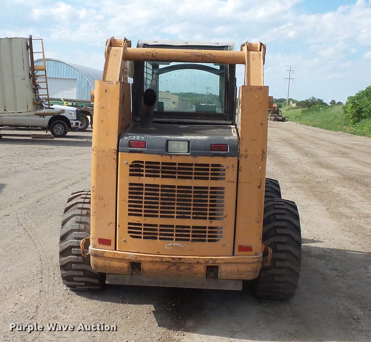 image for item DV9307 2005 Case 445 skid steer