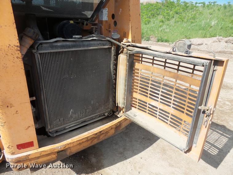 image for item DV9307 2005 Case 445 skid steer