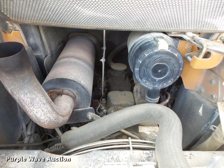 image for item DV9307 2005 Case 445 skid steer