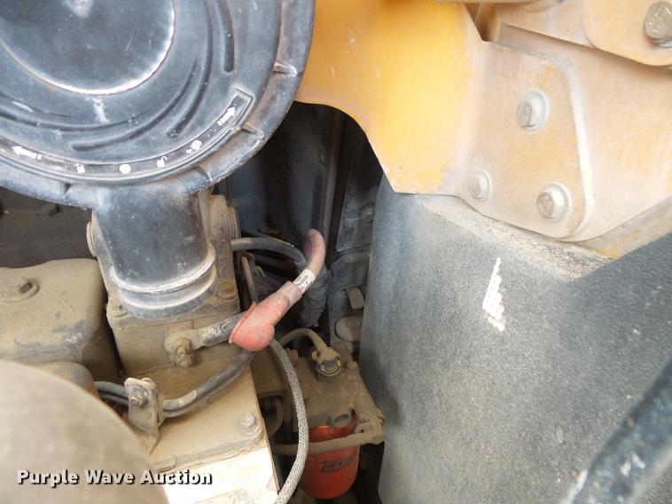 image for item DV9307 2005 Case 445 skid steer