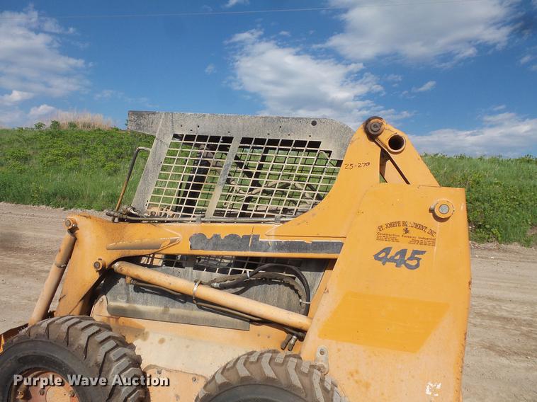 image for item DV9307 2005 Case 445 skid steer