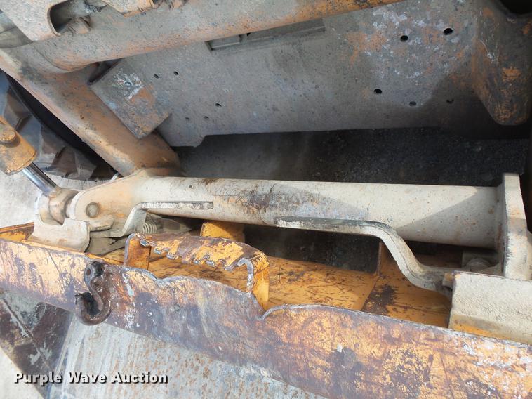 image for item DV9307 2005 Case 445 skid steer