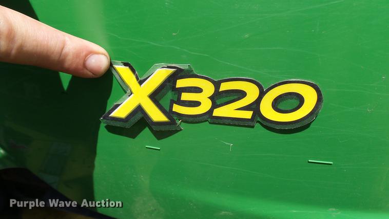 image for item DX9369 2009 John Deere X320 lawn mower