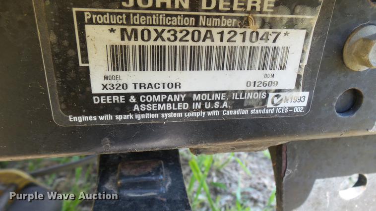 image for item DX9369 2009 John Deere X320 lawn mower