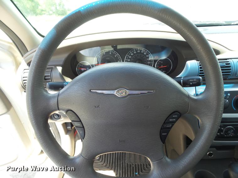 image for item DZ9349 2006 Chrysler Sebring