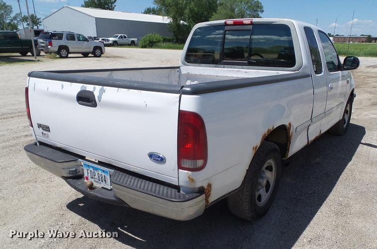 image for item DZ9351 1997 Ford F150 XLT SuperCab pickup truck