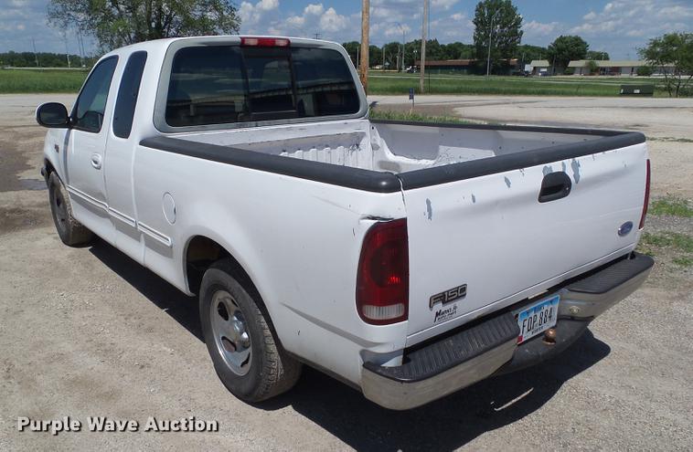 image for item DZ9351 1997 Ford F150 XLT SuperCab pickup truck