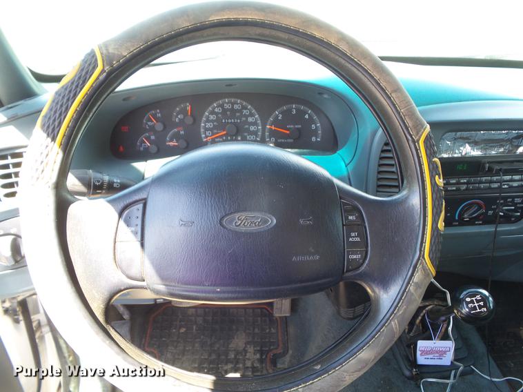 image for item DZ9351 1997 Ford F150 XLT SuperCab pickup truck