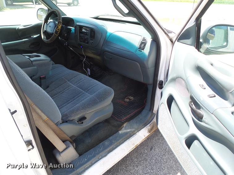 image for item DZ9351 1997 Ford F150 XLT SuperCab pickup truck