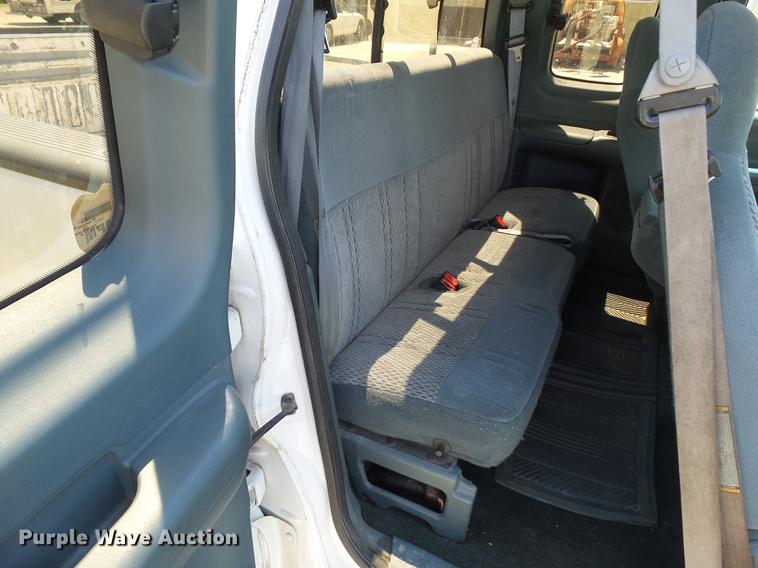 image for item DZ9351 1997 Ford F150 XLT SuperCab pickup truck