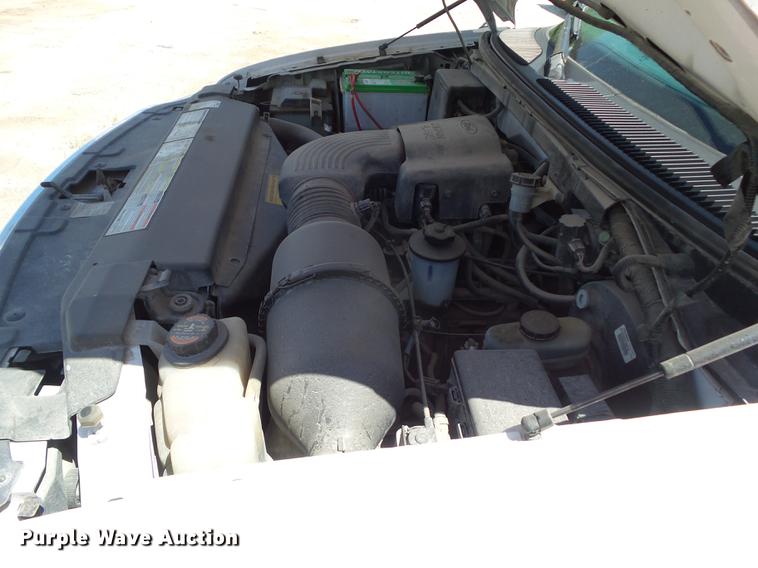 image for item DZ9351 1997 Ford F150 XLT SuperCab pickup truck