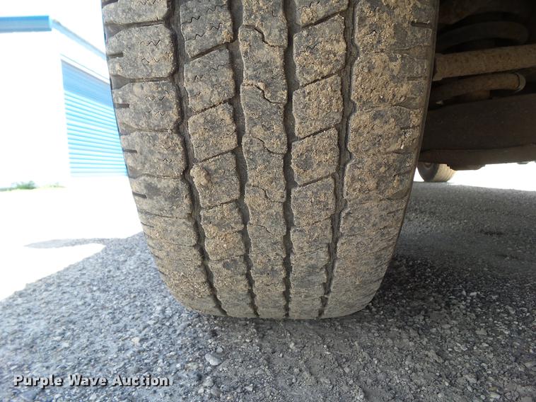 image for item DZ9351 1997 Ford F150 XLT SuperCab pickup truck