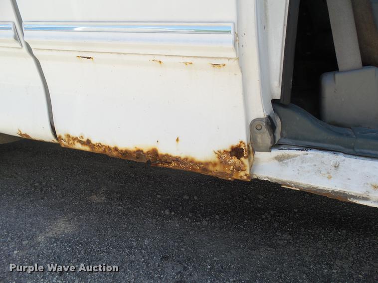 image for item DZ9351 1997 Ford F150 XLT SuperCab pickup truck