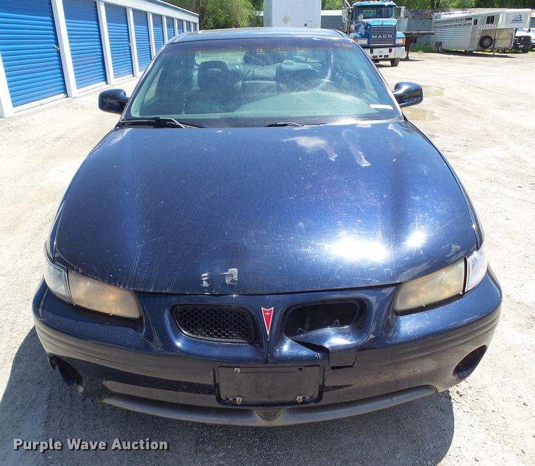 image for item DZ9352 2002 Pontiac Grand Prix GT