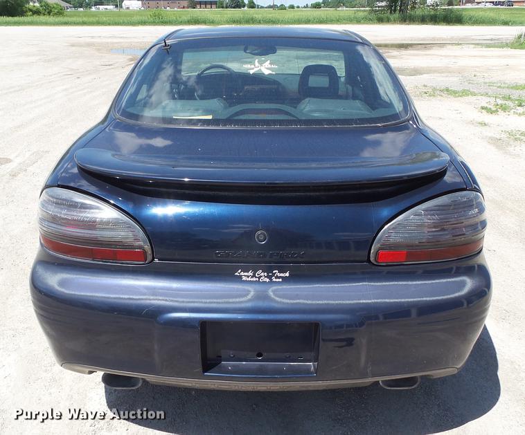 image for item DZ9352 2002 Pontiac Grand Prix GT