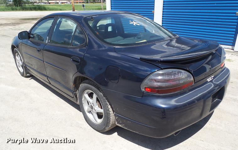 image for item DZ9352 2002 Pontiac Grand Prix GT